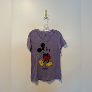 NWT Disney Mickey Mouse tee shirt
Minimalist classic Disney casual cartoon